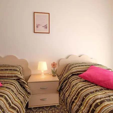 Il Faro 1 - بينيتو